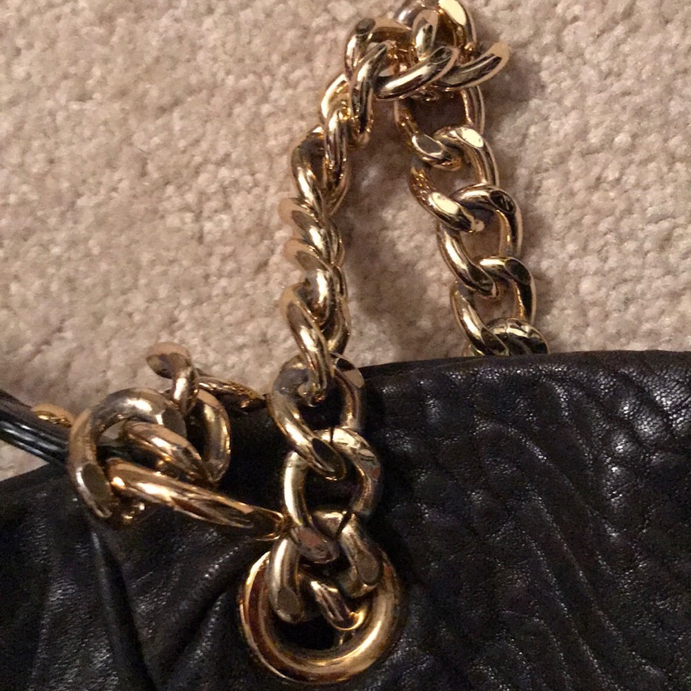 👜 Lovely Leather Handbag 👜 - Picture 6 of 8